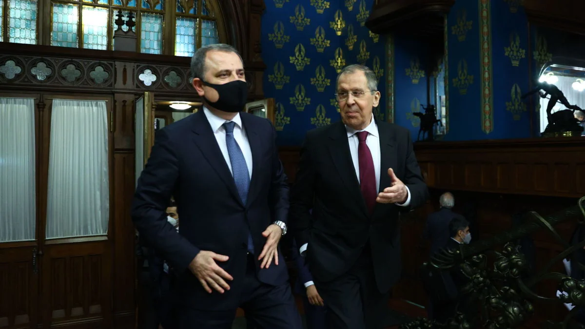 Ceyhun Bayramovla Sergey Lavrov arasında telefon danışığı olub