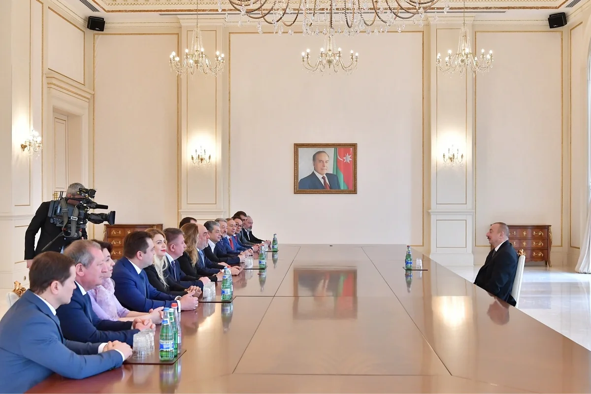 President Ilham Aliyev receives delegation led by Russian Jewish Congress president