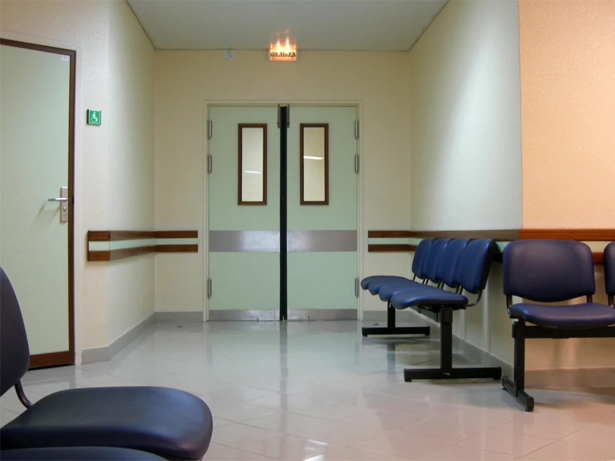 MİDA Hövsan yaşayış kompleksində poliklinika tikdirir