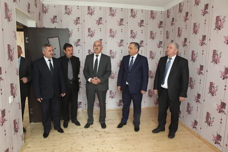 ​Oğuz və Şəkidə Qarabağ müharibəsi əlilləri və şəhid ailələrinə mənzillər verilib