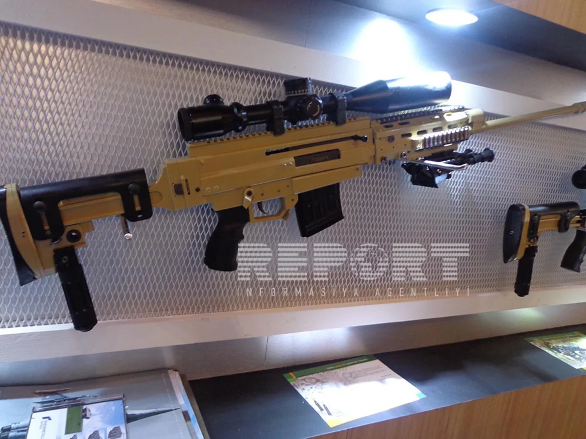 Новинки оборонной продукции Азербайджана на выставке IDEX-2015 в Абу-Даби - ФОТОРЕПОРТАЖ