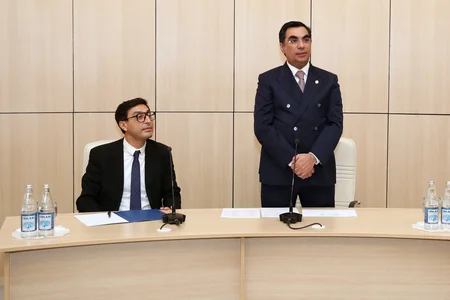 Fərid Qayıbov Bakı Ali Neft Məktəbində olub