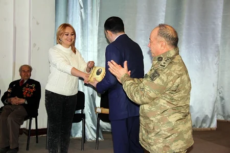 Gəncə qarnizonunda Həzi Aslanovun 110 illiyinə həsr olunan kinofilmlər festivalı başlanıb - VİDEO