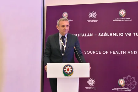 Xarici ölkələrin nümayəndələri beynəlxalq konfransda Naftalan neftinin faydalarından danışıblar