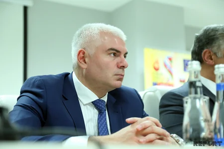 Cavid Qurbanov: Qızların voleybol oynaması gözəlliklərin birləşməsi deməkdir