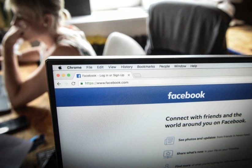 Facebookun işində problem yaranıb