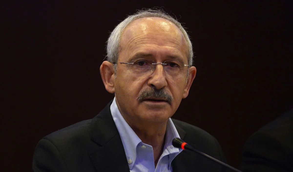 CXP lideri Kılıçdaroğlu müşavirlərini işdən çıxarıb