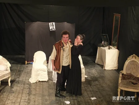Tbilisidəki Azərbaycan Dövlət Dram Teatrında A.Çexovun “Ayı” əsəri tamaşaya qoyulub - FOTO