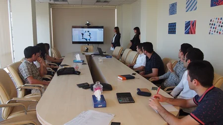 SOCAR Polymer şirkəti gənc tələbələrin peşəkar fəaliyyətə başlaması üçün geniş imkanlar yaradır