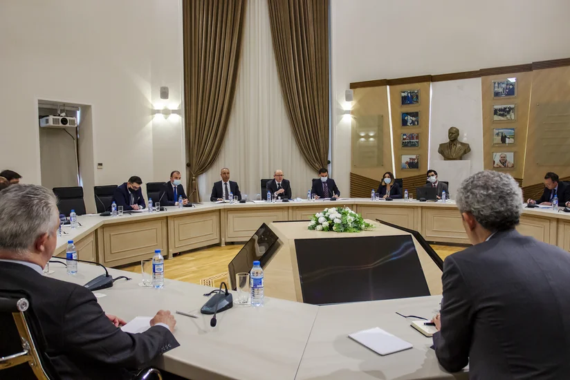 Pərviz Şahbazov Fransa Biznes Konfederasiyasının nümayəndə heyəti ilə görüşüb