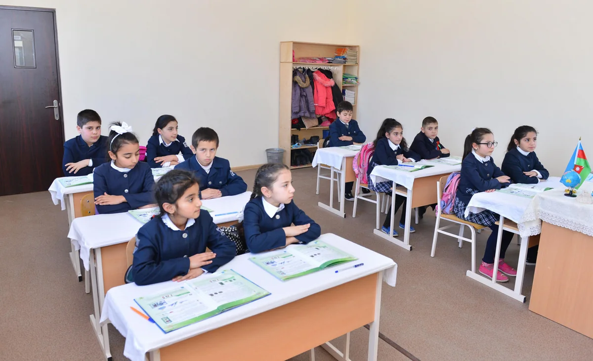 Azərbaycanda internat məktəblərində təhsil alanların sayı açıqlanıb
