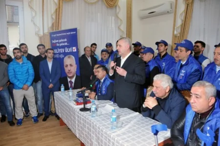 Yasamal seçiciləri: Birmənalı olaraq Ülvi Quliyevə səs verəcəyik - FOTO