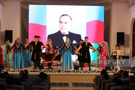 Ümummilli lider Heydər Əliyevin anım gününə həsr olunmuş tədbir keçirilib