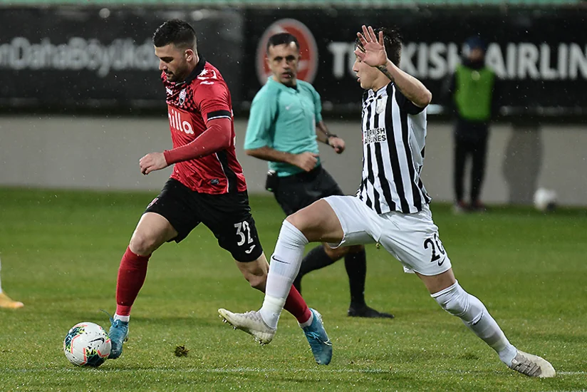 Neftçi Qəbələ səfərində, Masazırda qonşuların dueli