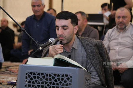 Bakıda Qədr gecəsi keçirilir – FOTOREPORTAJ