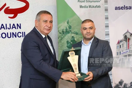 Reportun əməkdaşı hərbi sahədə səmərəli fəaliyyətinə görə mükafatlandırılıb