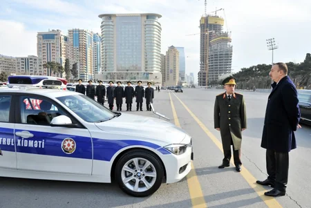 ​Prezident İlham Əliyev DİN-in qurumları üçün yeni alınan avtomobillərin istifadəyə verilməsi mərasimində iştirak edib