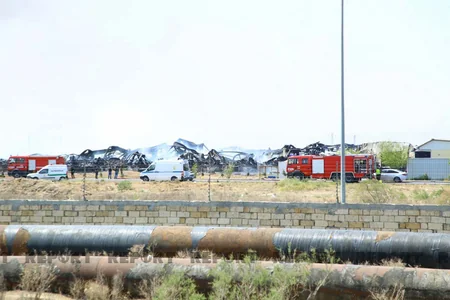 Azərsun Sənaye Parkı”ndakı yanğının başvermə səbəbləri araşdırılır