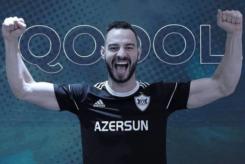 Simoen Slavçev: Qarabağda oynamağa layiq olduğumu sübut etmək istəyirəm