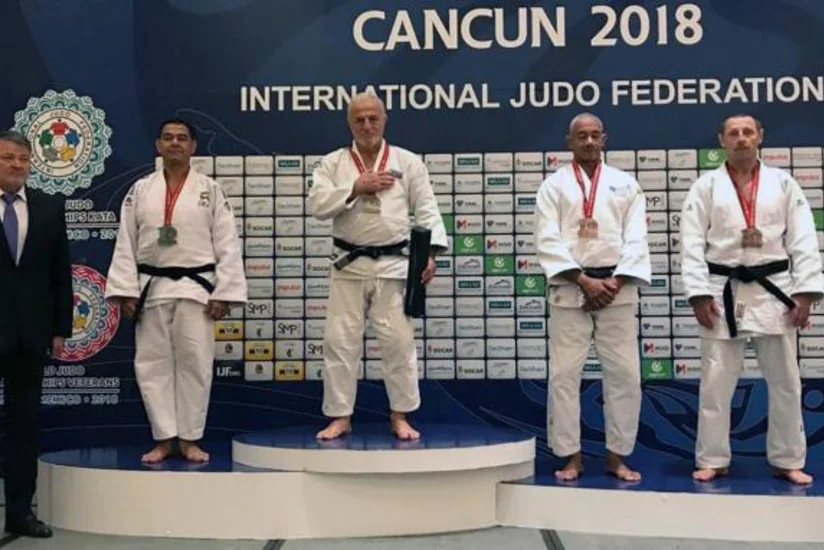 Азербайджанский ветеран дзюдо стал восьмикратным чемпионом мира