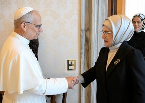 Roma Papası Türkiyə Prezidentinin xanımını qəbul edib
