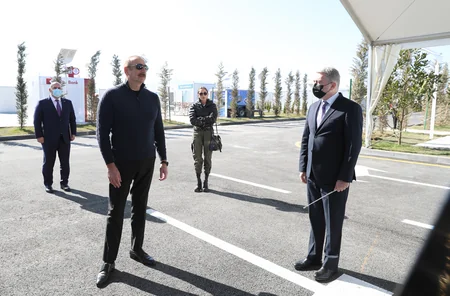 İlham Əliyev Ağdam Sənaye Parkında iki müəssisənin təməlini qoyub
