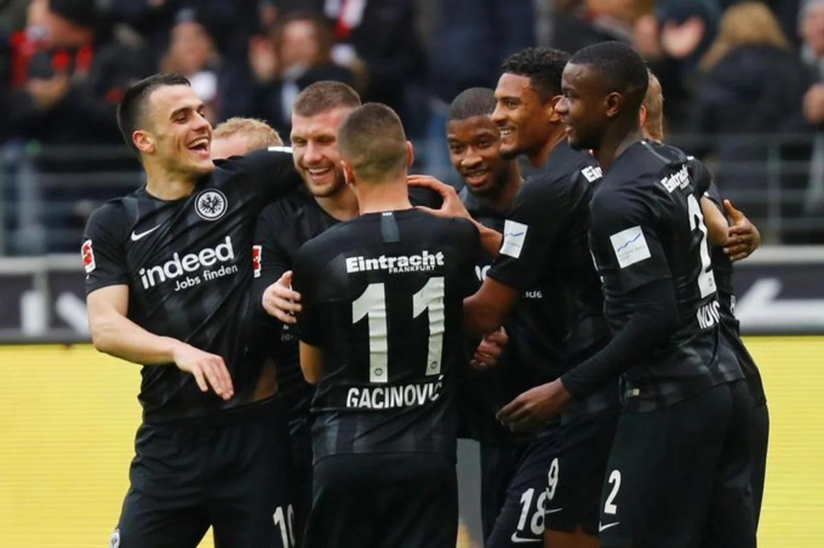Xorvatiya millisinin futbolçusu zədələnib