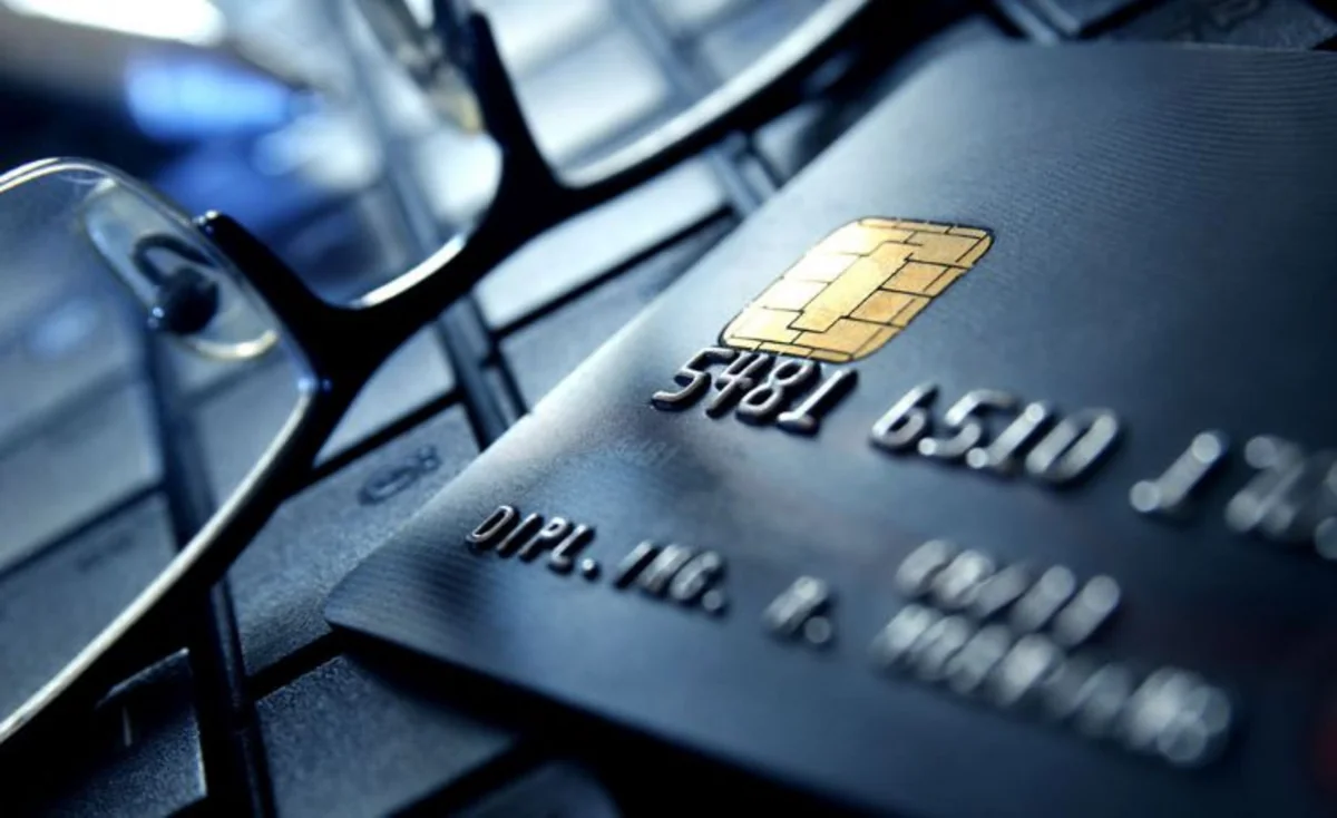 Bank hesabı açmaq üçün şəhadətnamə-dublikatın alınması ərizəsi necə tərtib olunur?