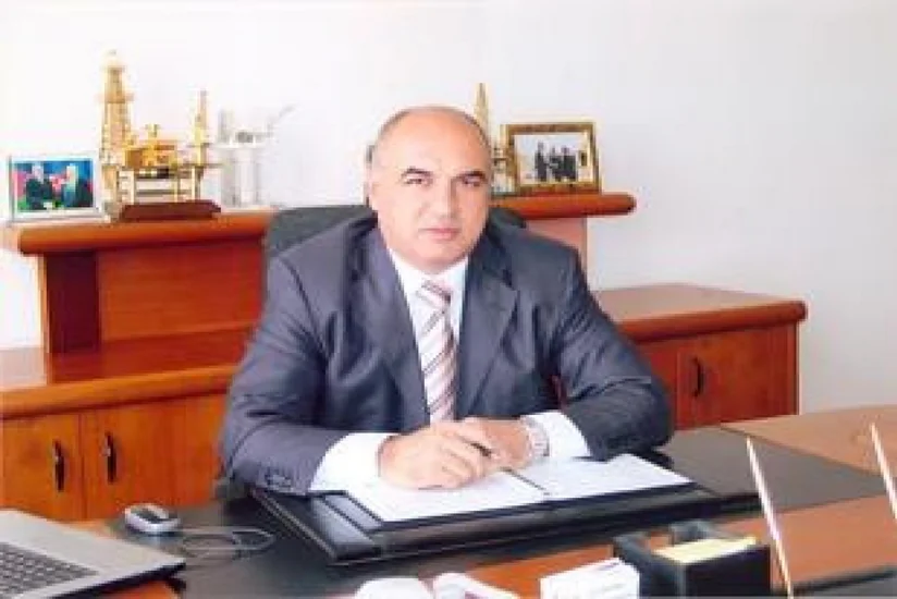 Elmar Vəliyevin qardaşına qarşı 580 min dollarlıq dələduzluq etməkdə təqsirləndirilən şəxsin cinayət işi istintaqa qaytarılıb