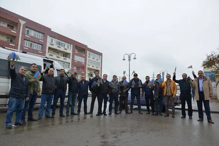 Parlament jurnalistləri Şimal bölgəsində bayraq aksiyası keçiriblər