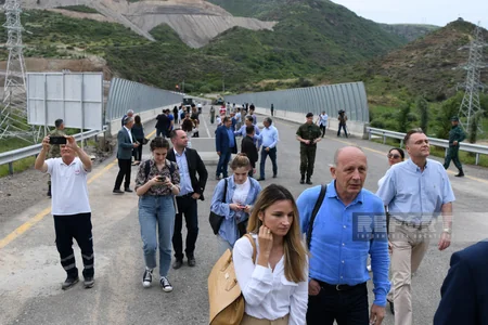 Foreign diplomats informed about Armenian provocations at Lachin border checkpoint