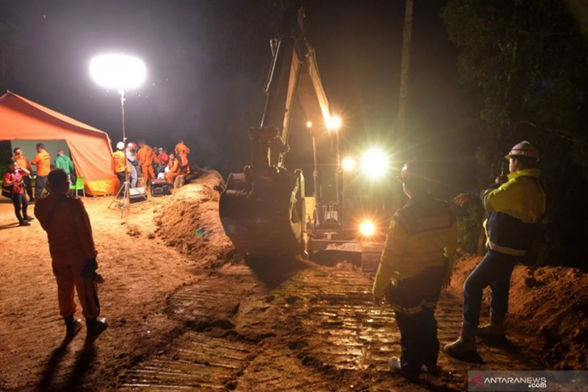 Konqoda mədən uçqunu nəticəsində 43 nəfər ölüb