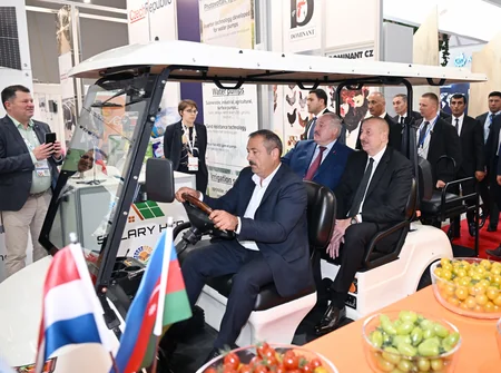 Azərbaycan və Belarus prezidentləri “Caspian Agro” və  “InterFood Azerbaijan” sərgiləri ilə tanış olublar - YENİLƏNİB