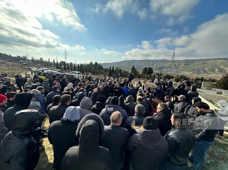 Aktyor Azər Baxşəliyev dəfn olunub - YENİLƏNİB-3