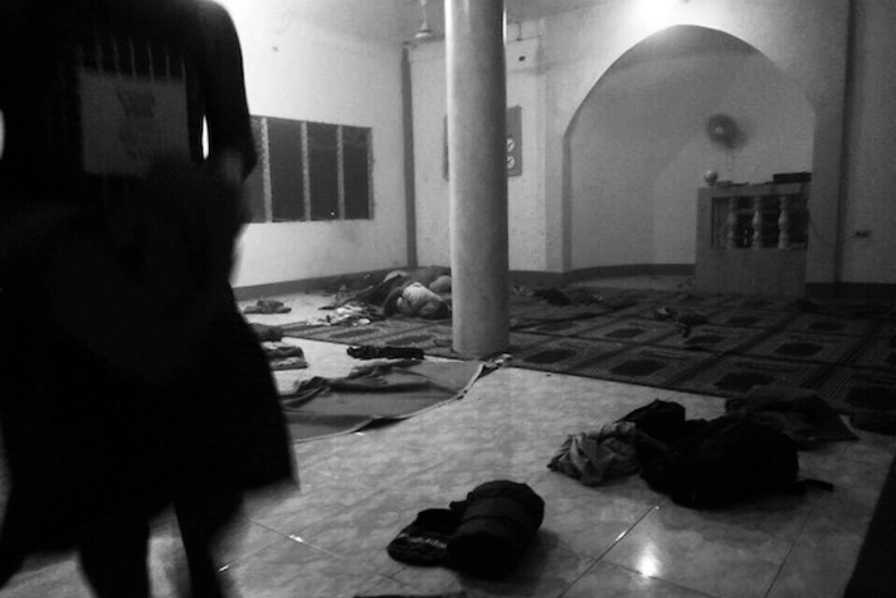 Filippində məsciddə partlayış baş verib