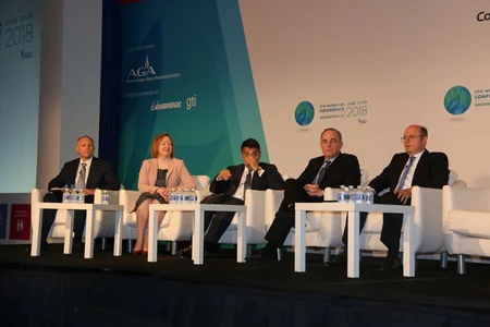 Pərviz Şahbazov: Cənub Qaz Dəhlizi gələcəkdə Azərbaycana tranzit ölkə olaraq dividendlər qazandıracaq