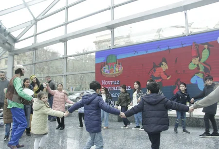 Bakı metrosunda Novruz şənliyi keçirilib