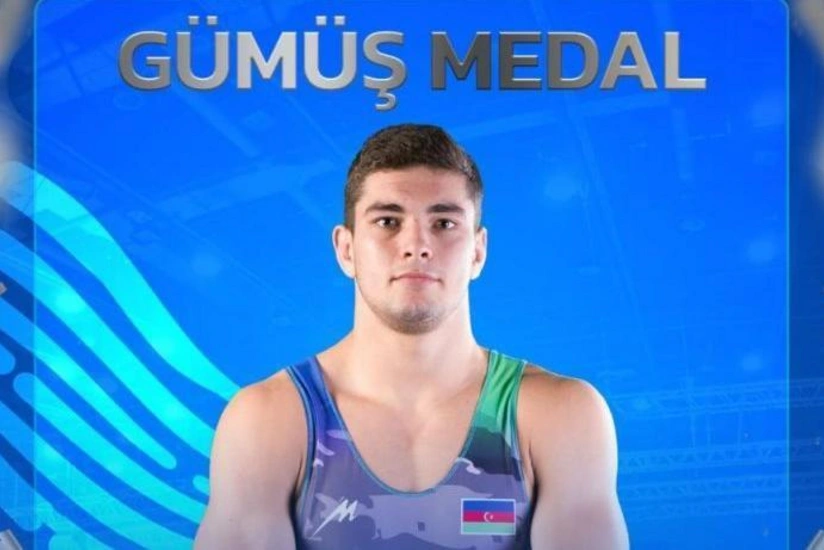 Xetaq Karsanov U-20 dünya çempionatında gümüş medal qazanıb