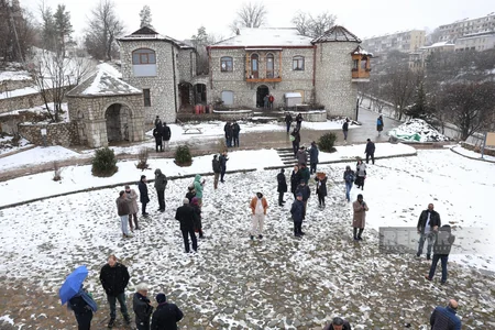 Participants of int'l Islamophobia conference visit Shusha fortress