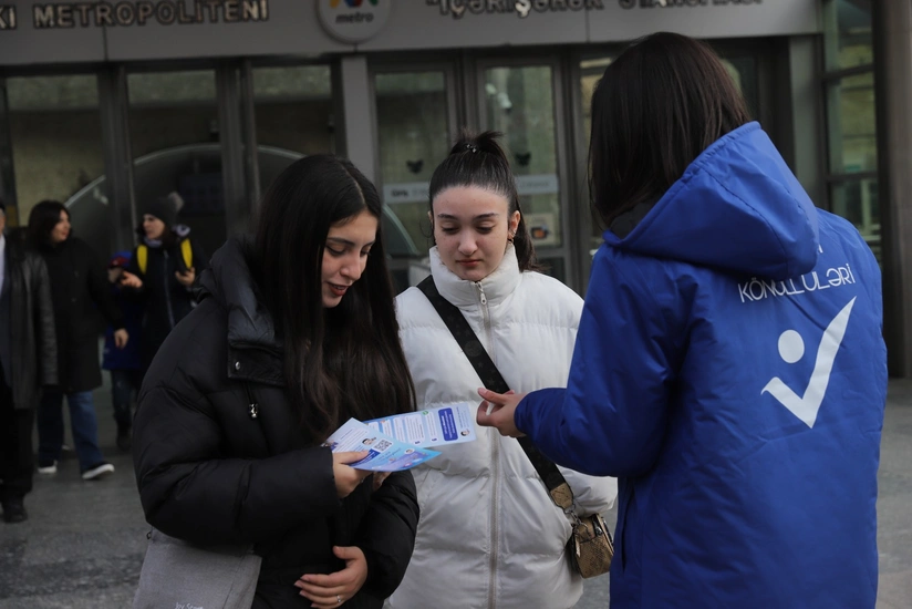 Seçki könüllüləri gənc seçiciləri məlumatlandırmağa başlayıb