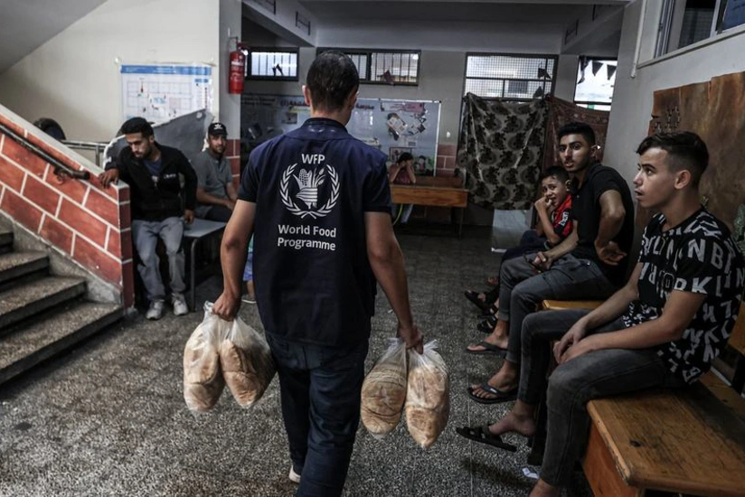 BMT əməkdaşlarını Qəzza zolağından çıxarır