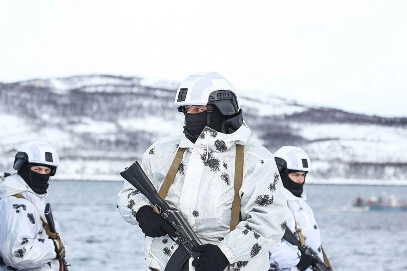 Danimarka Arktikada hərbi mövcudluğunu gücləndirəcək