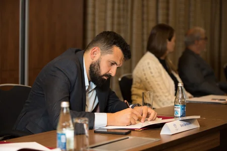 Futbolun İnkişaf Fondunun Himayəçilər Şurasının iclası keçirilib