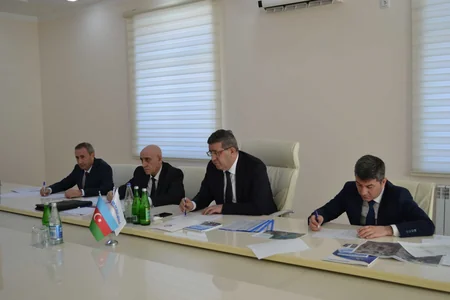Azərsu rəhbərliyi Kürdəmirdə vətəndaşları qəbul edib