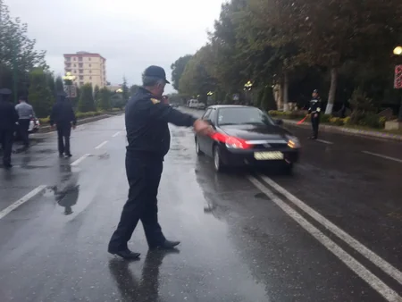 Ağcabədidə yol hərəkəti qaydalarını pozan sürücülərə qarşı reyd keçirilib- FOTO - VİDEO