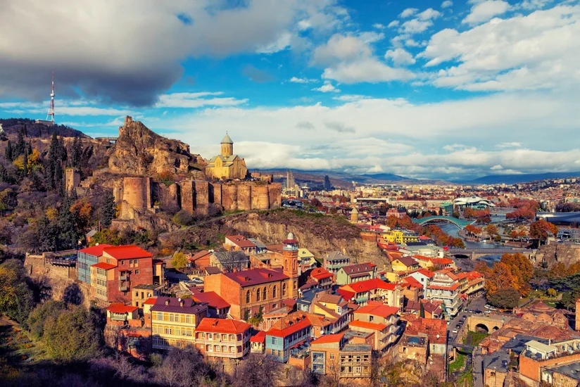 Azərbaycandan Gürcüstana gedən turistlərin sayı 10% artıb