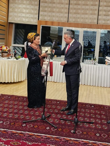 Türkmənistanda vahid Vəkillər Kollegiyasının yaradılmasında Azərbaycan təcrübəsi nəzərə alınacaq