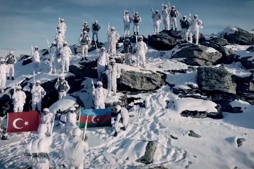 Turkish Defense Ministry shares new footage from Winter Training 2021