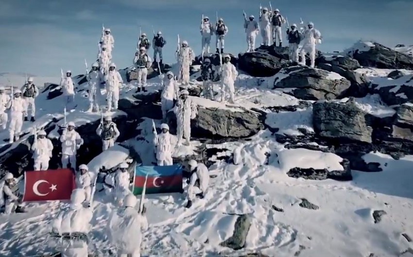Turkish Defense Ministry shares new footage from Winter Training 2021