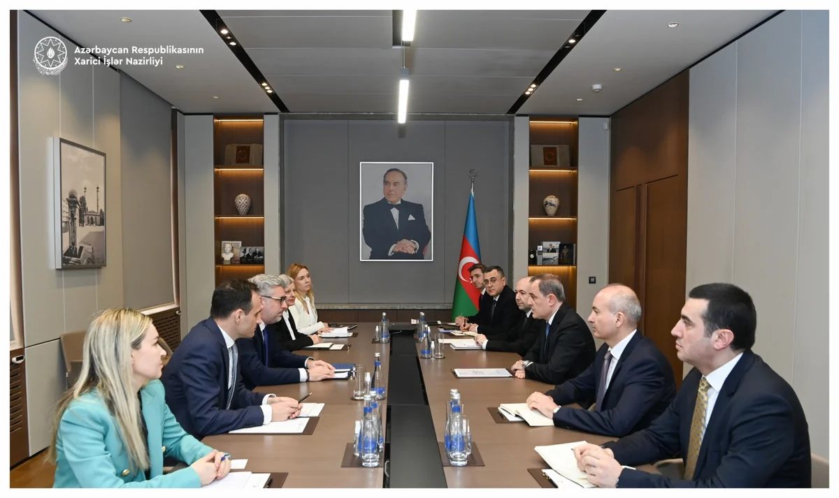 Ceyhun Bayramov Sloveniya XİN-in dövlət katibi ilə görüşüb